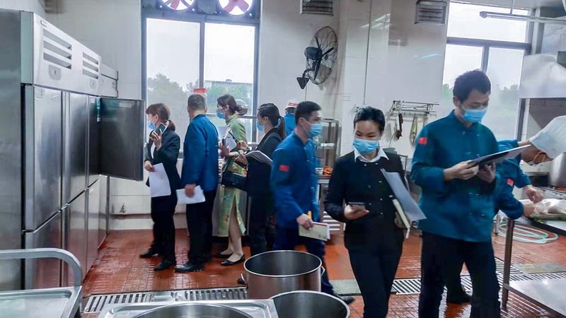 校园零食代理加盟：揭秘校园零食市场的“黄金机遇”**