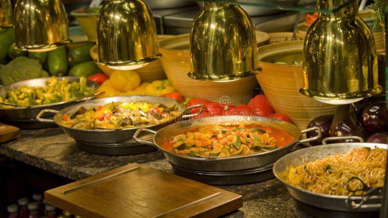 零食代理加盟与批发的本质区别及选择要点