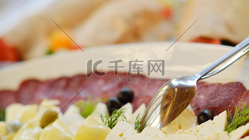 休闲食品批发价格对比表